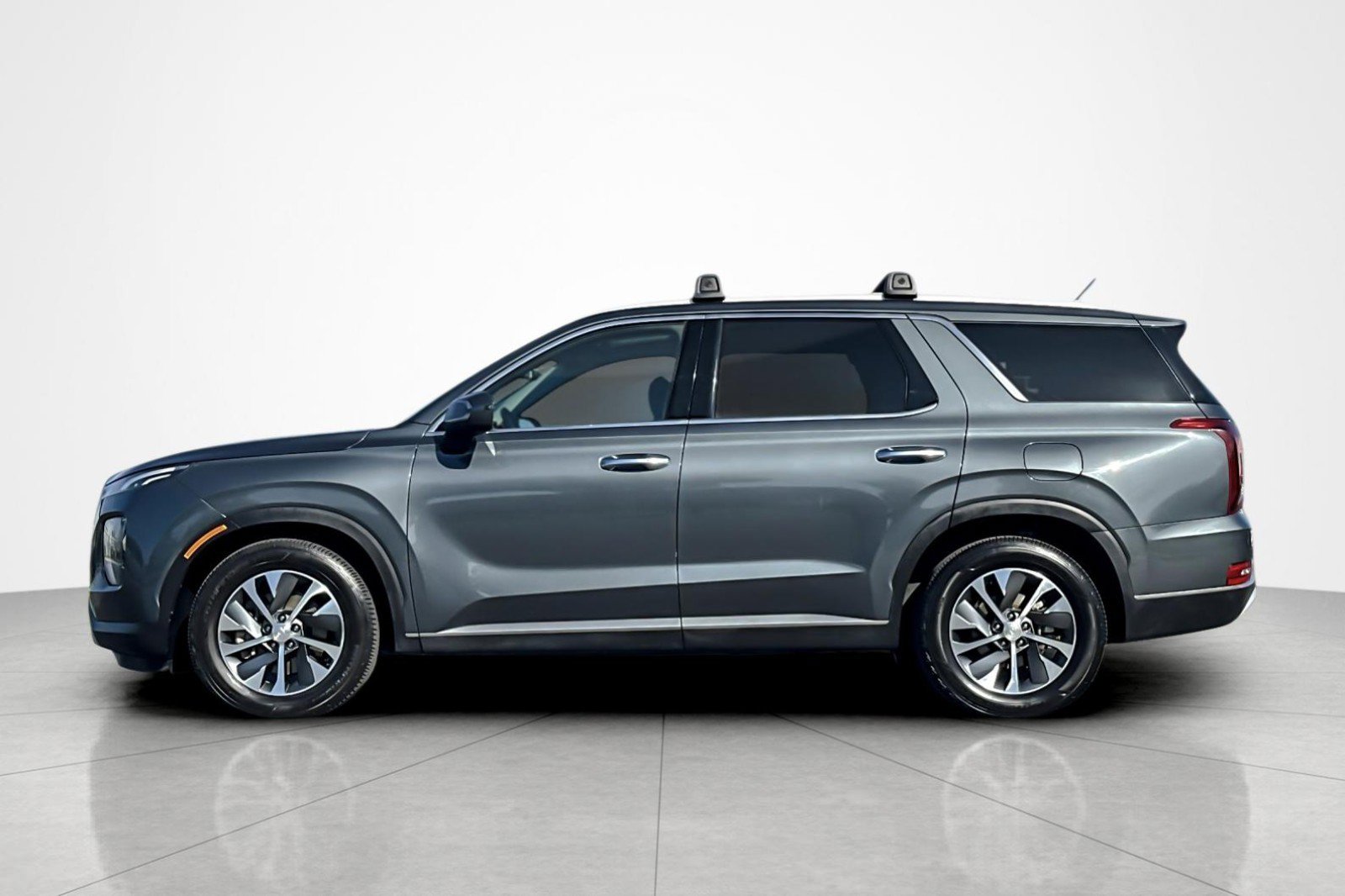 Used 2021 Hyundai Palisade SEL image 2