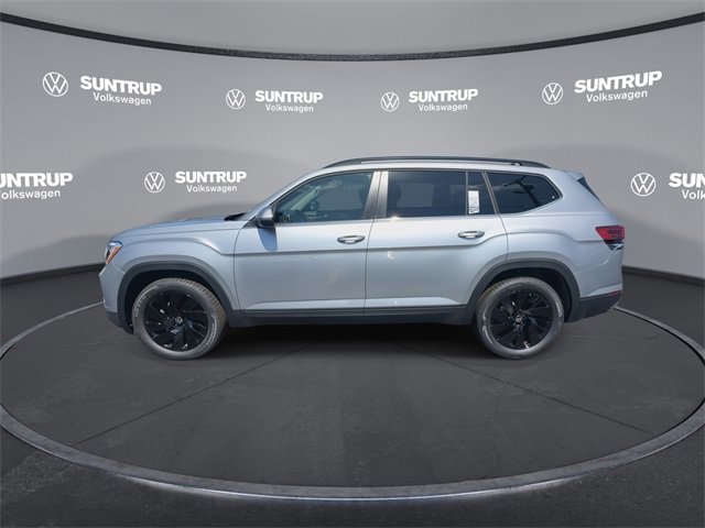 New 2025 Volkswagen Atlas SE image 12