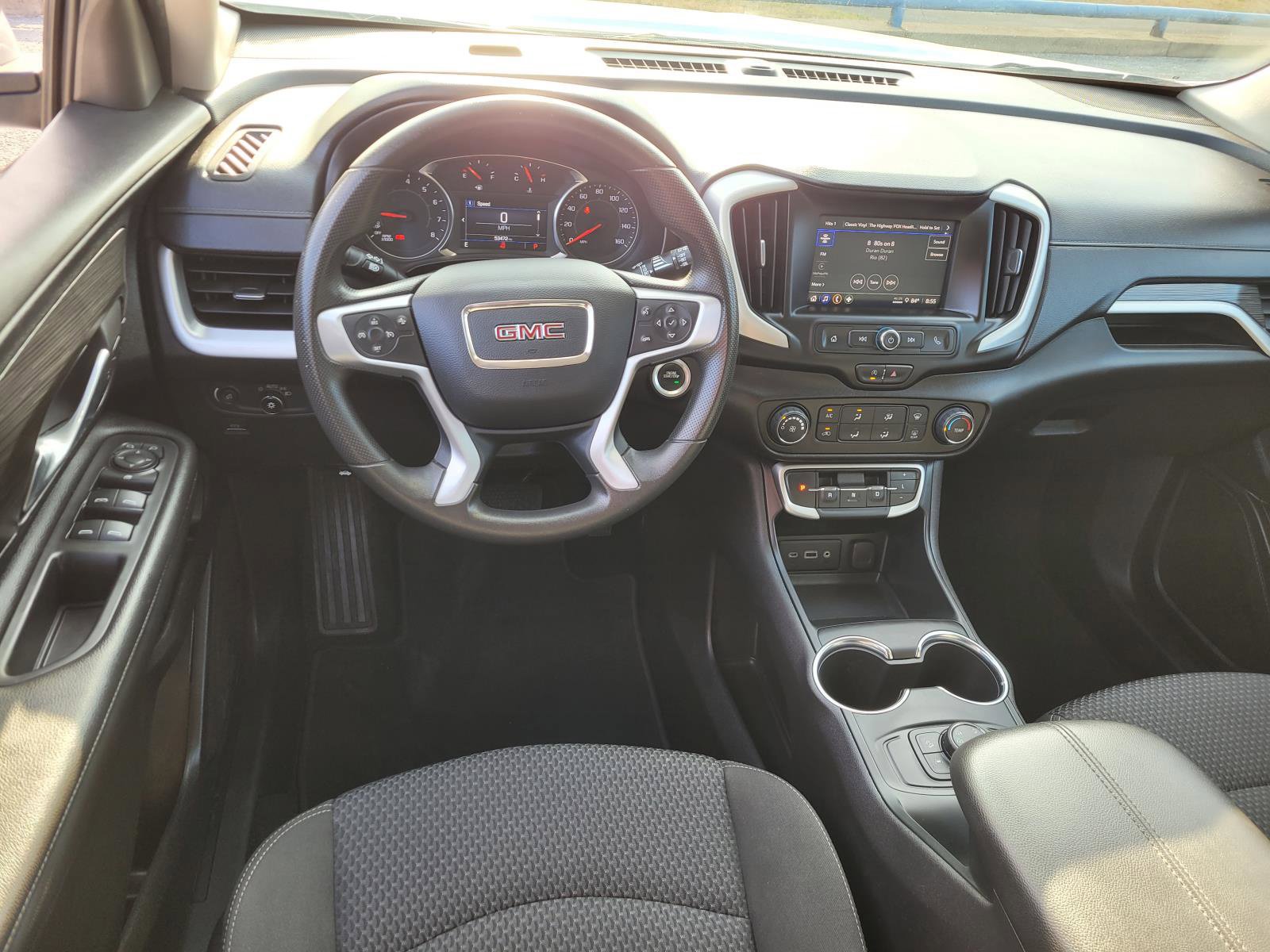Used 2024 GMC Terrain SLE AWD/4WD image 16