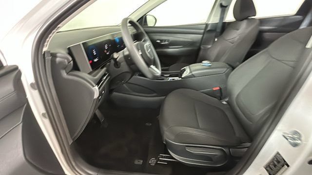 Certified 2026 Hyundai Tucson SE AWD/4WD image 12