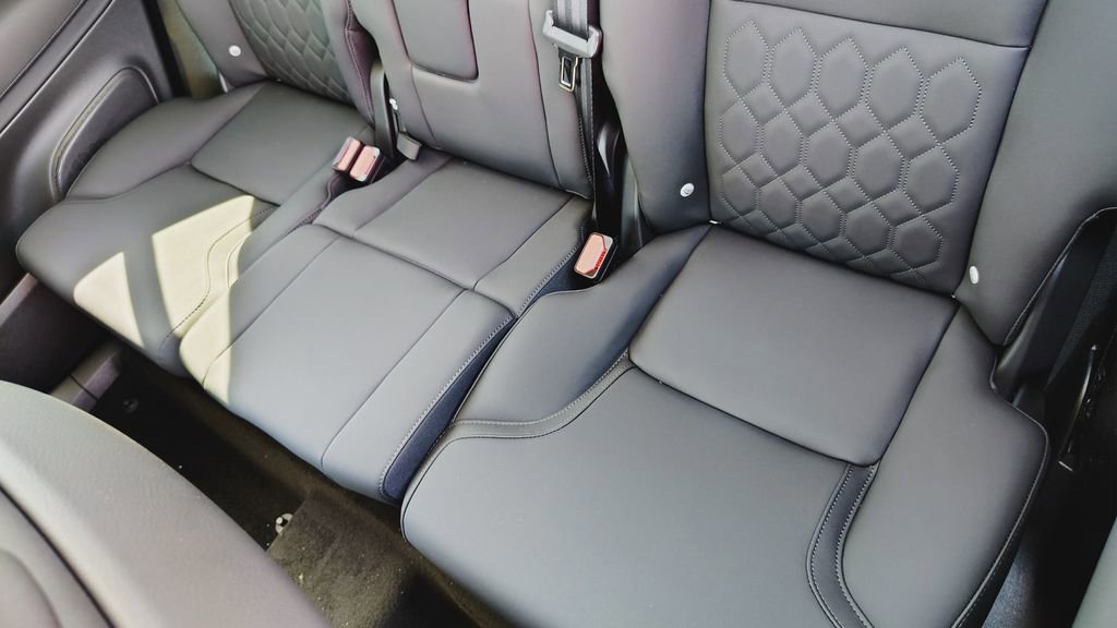 New 2026 Volvo XC90 B6 Plus w/ Protection Package Premier image 27