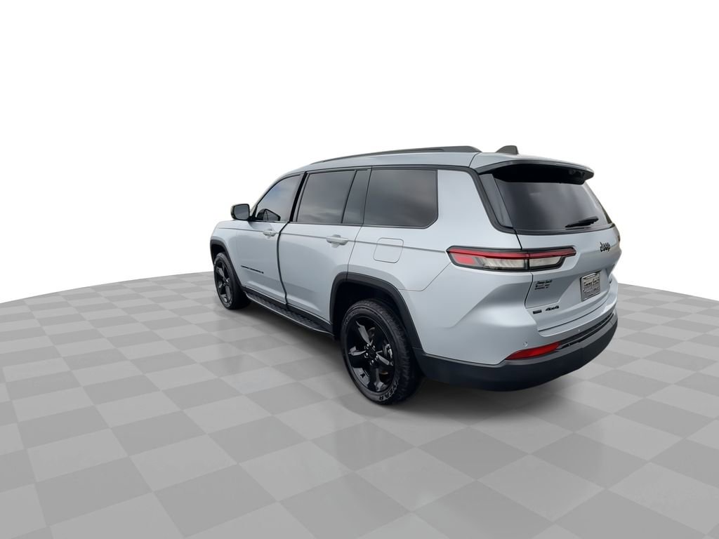 Used 2023 Jeep Grand Cherokee L Limited w/ Luxury Tech Group II image 6