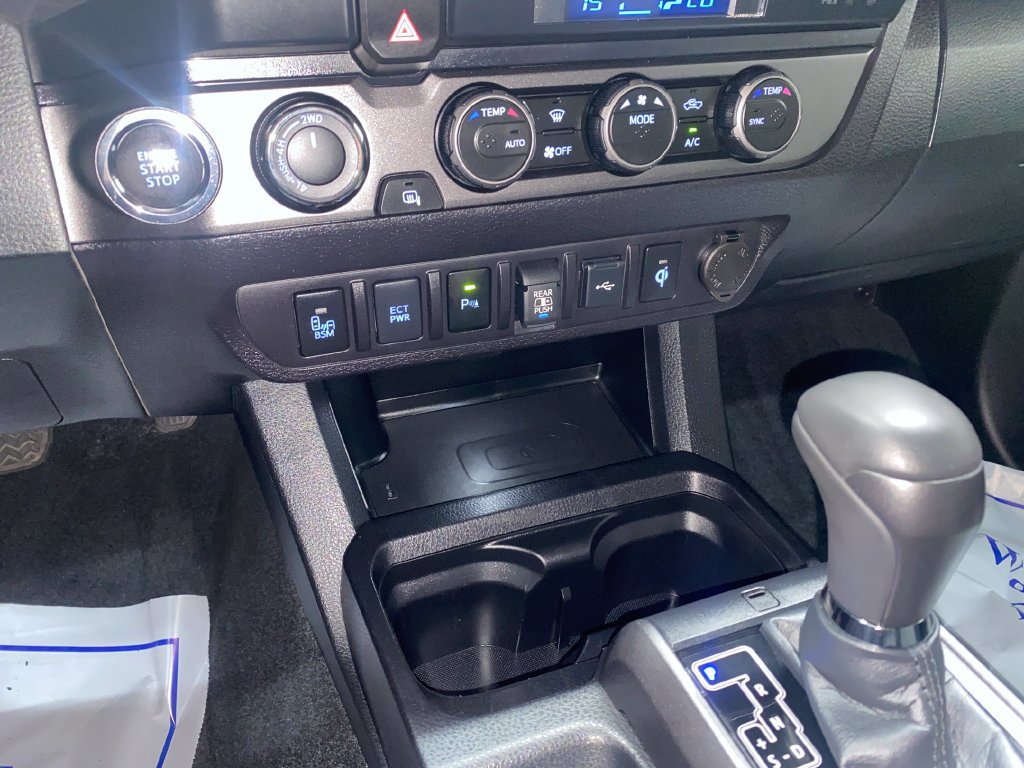 Used 2023 Toyota Tacoma TRD Sport w/ Technology Package AWD/4WD image 20