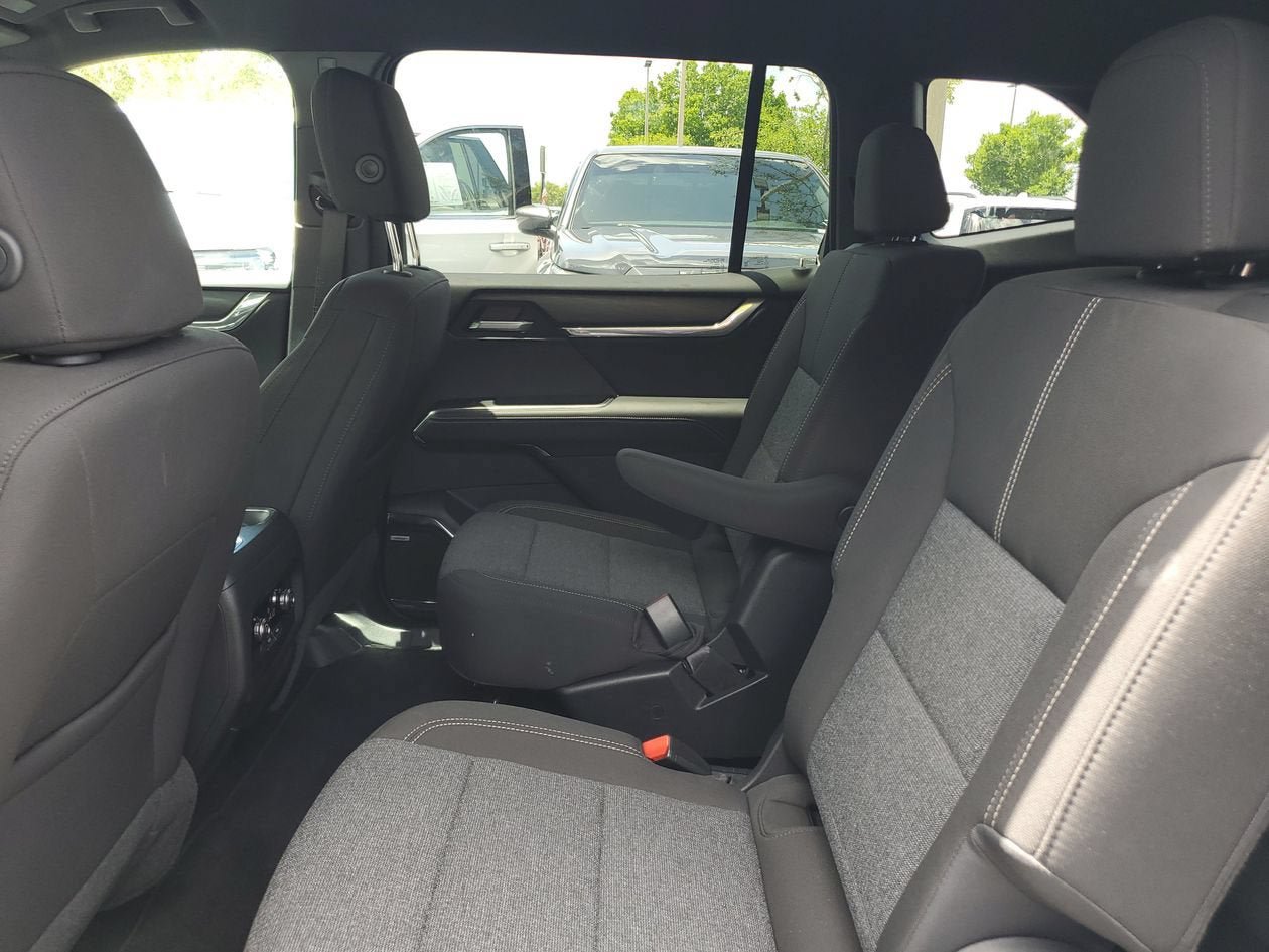 New 2026 GMC Acadia Elevation w/ Black Edition FWD image 11
