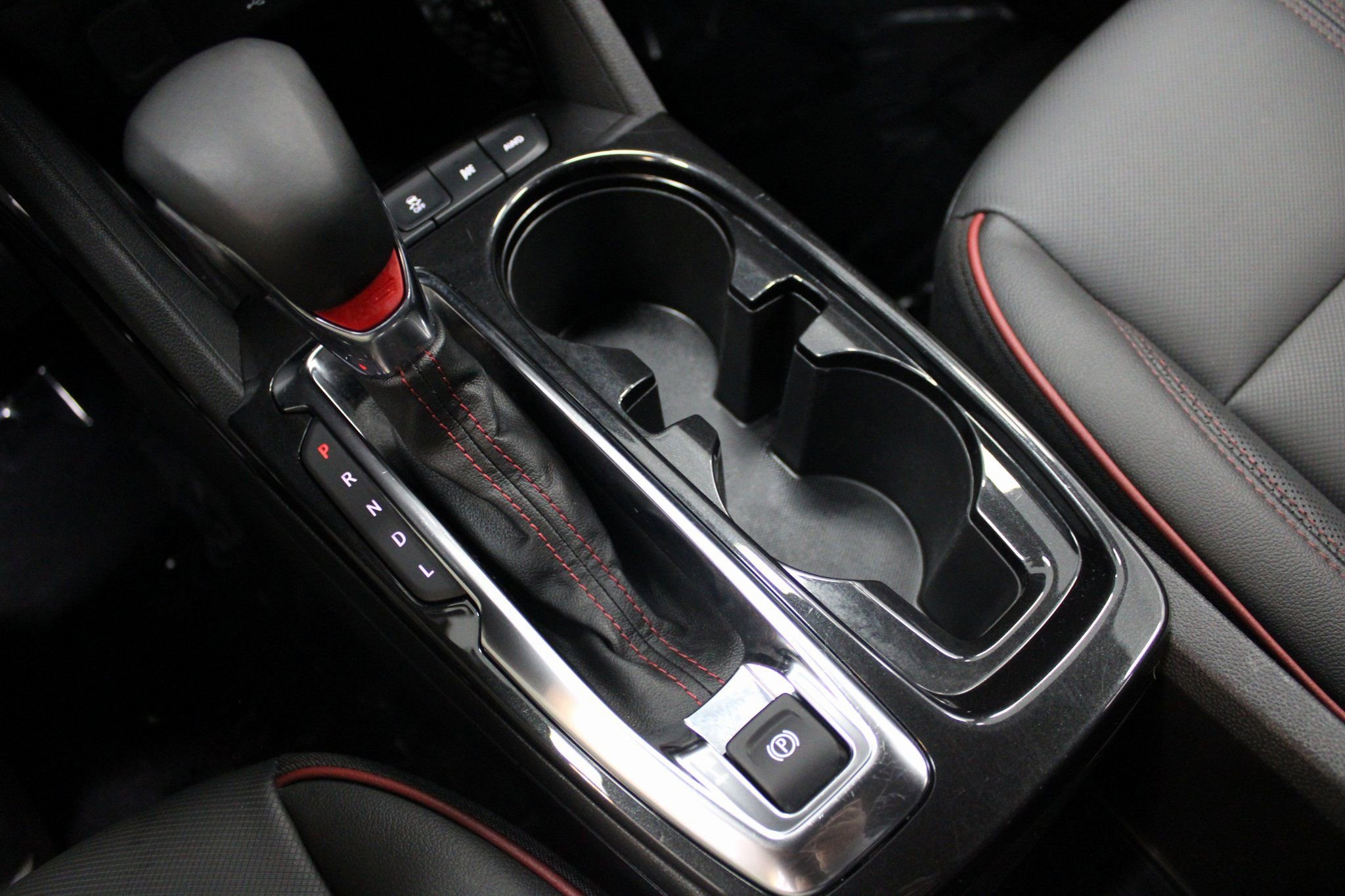 Used 2024 Chevrolet TrailBlazer RS image 34