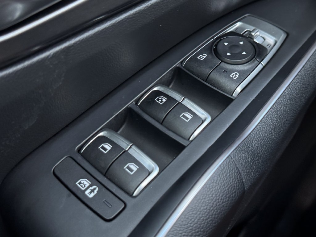 Used 2023 Kia Sorento LX FWD image 29