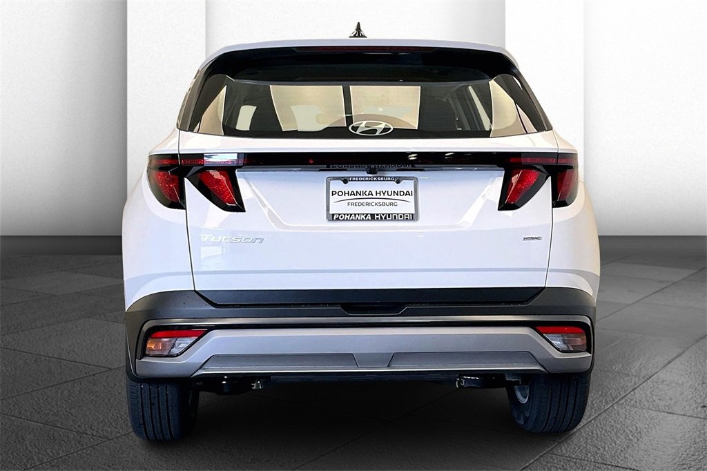 New 2025 Hyundai Tucson SE image 4
