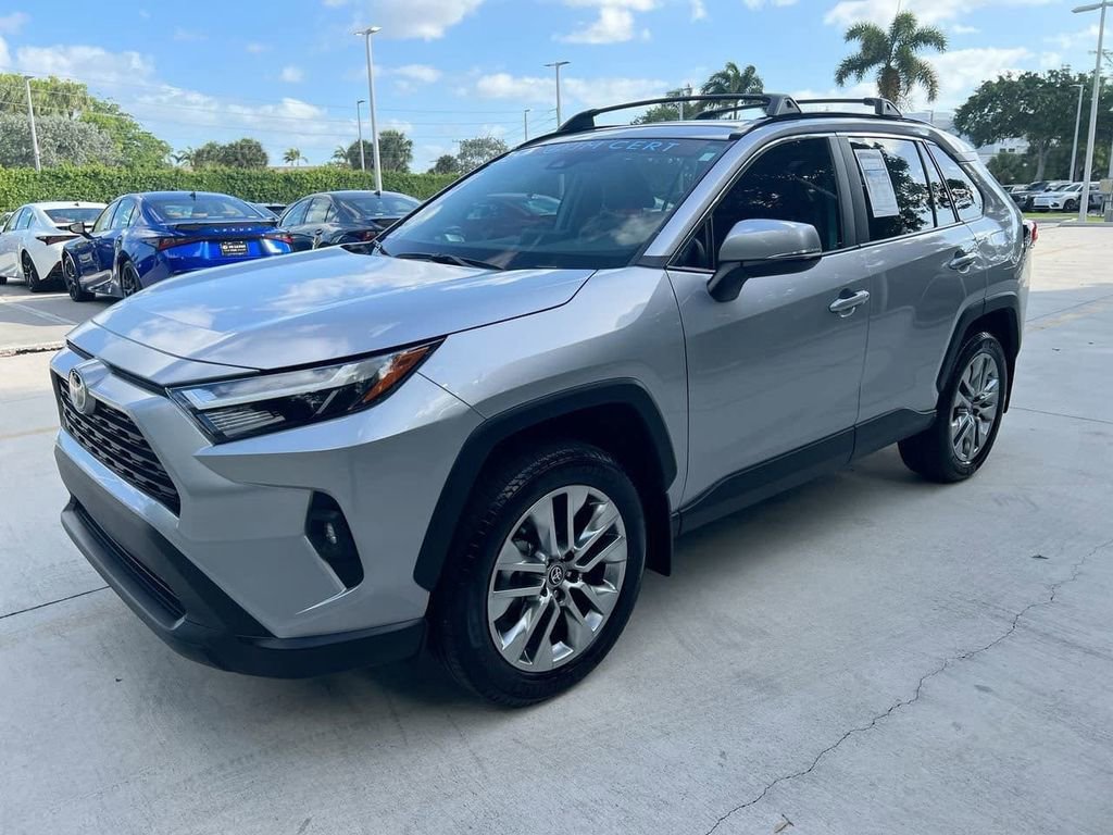 Used 2025 Toyota RAV4 XLE Premium AWD/4WD image 3
