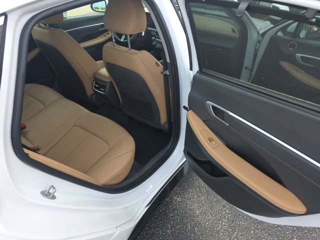 Used 2025 Hyundai Sonata Limited FWD image 15