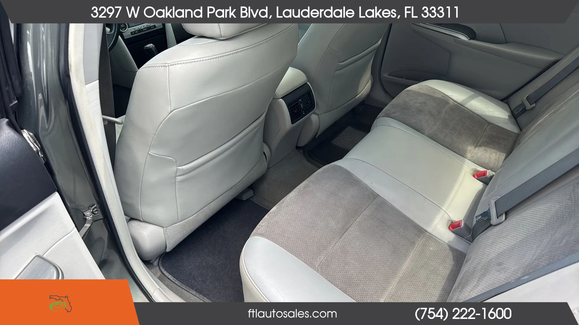 Used 2013 Toyota Camry XLE w/ Leather Pkg FWD image 29