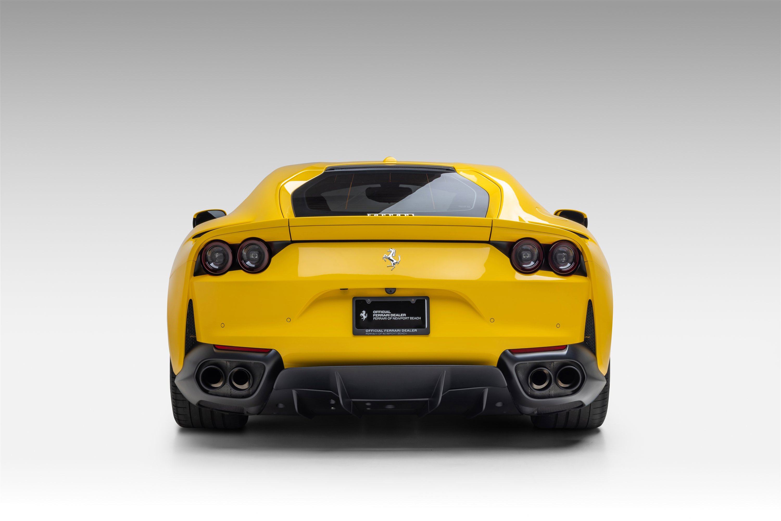 Used 2019 Ferrari 812 Superfast image 7