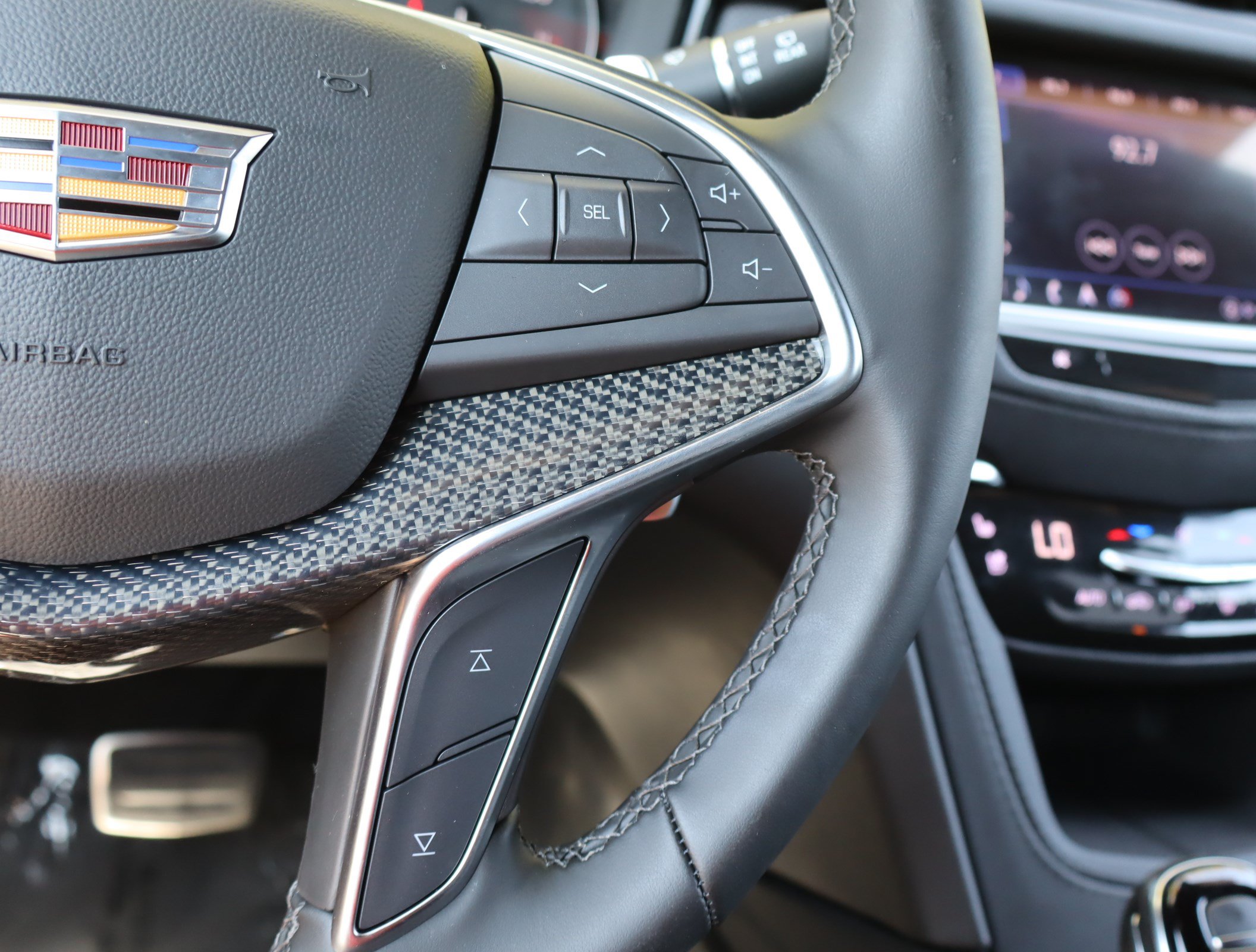 Used 2025 Cadillac XT5 Sportv w/ Technology Package AWD/4WD image 24