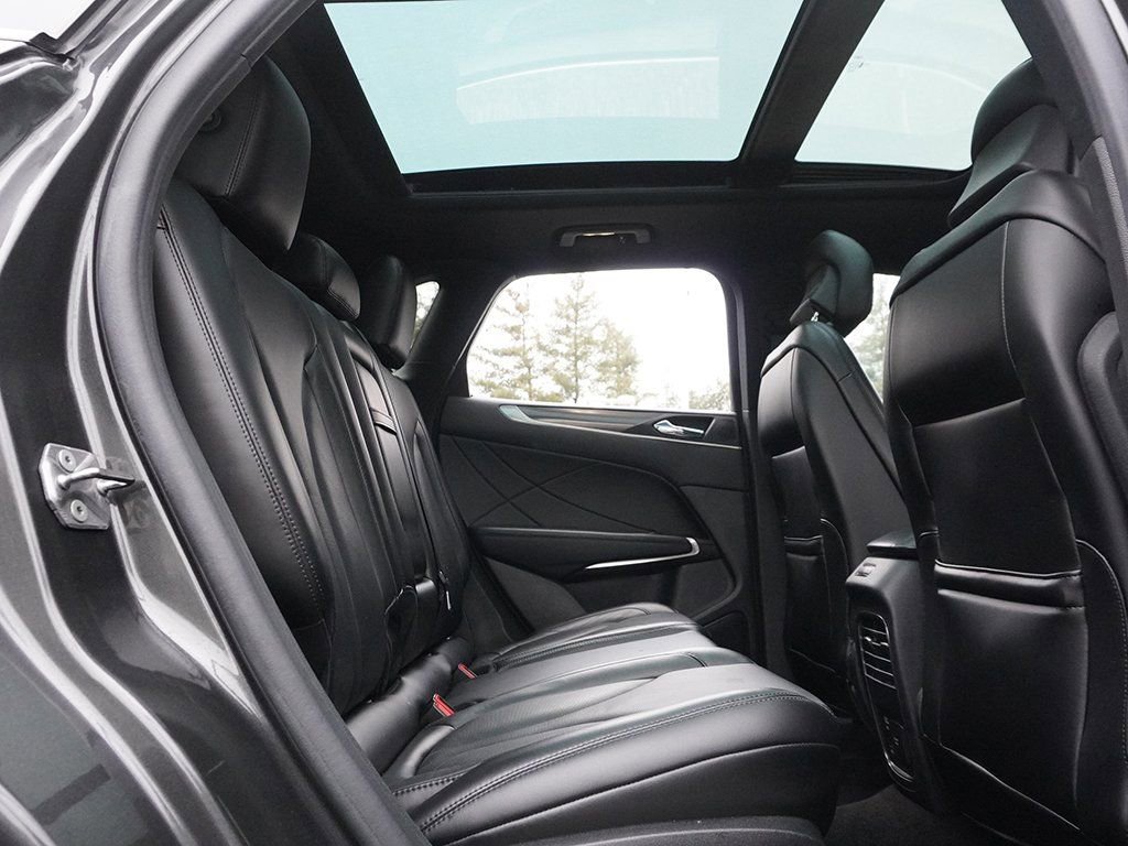 Used 2019 Lincoln MKC Reserve w/ MKC Climate Package AWD/4WD image 40