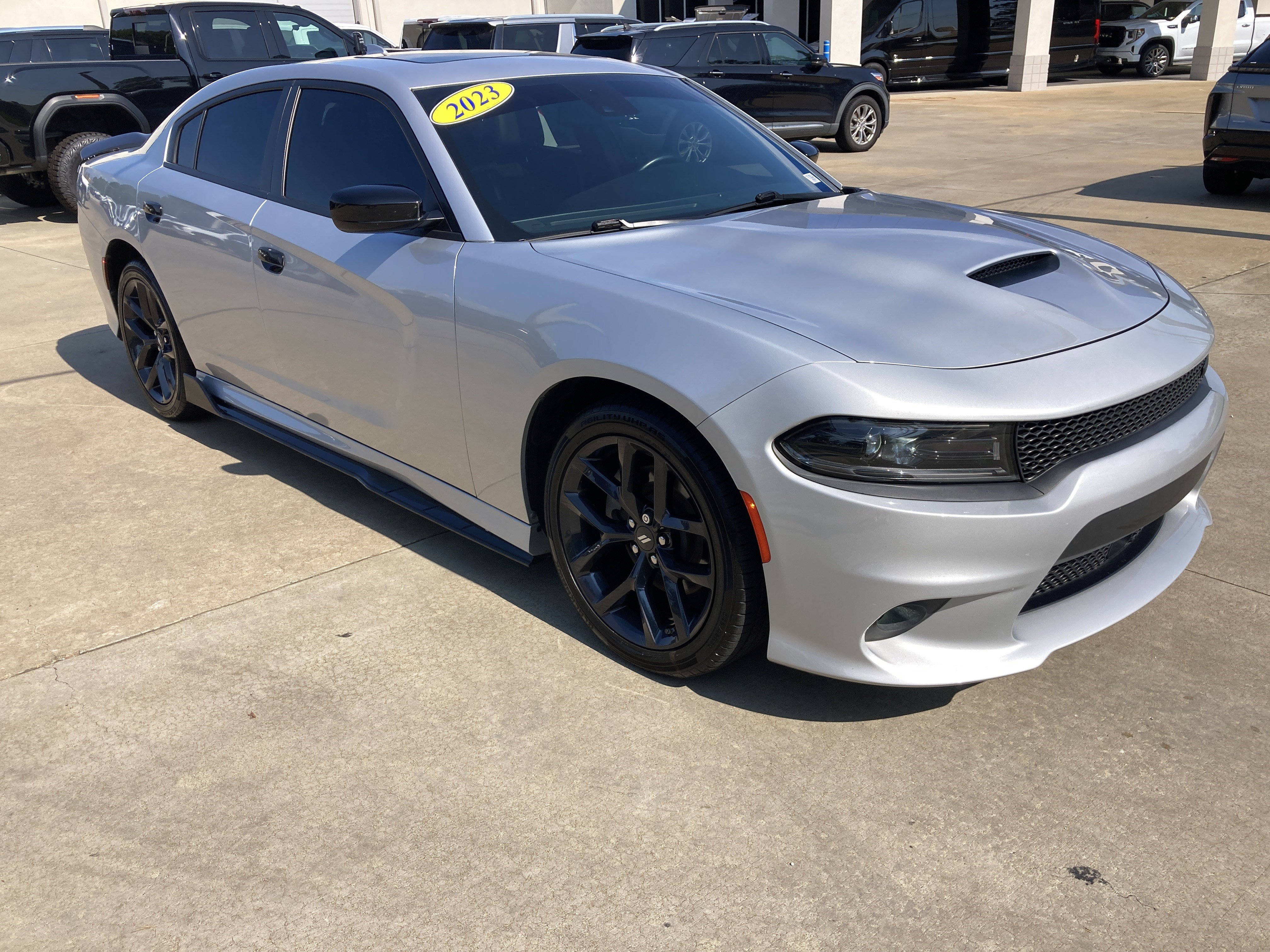 Used 2023 Dodge Charger GT w/ Plus Group RWD image 9