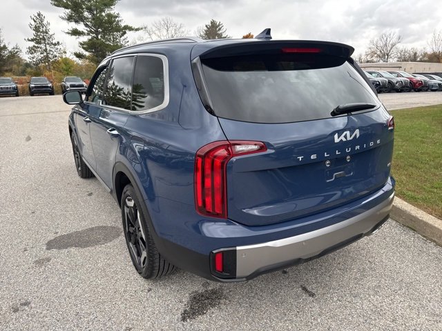 Used 2025 Kia Telluride S image 37