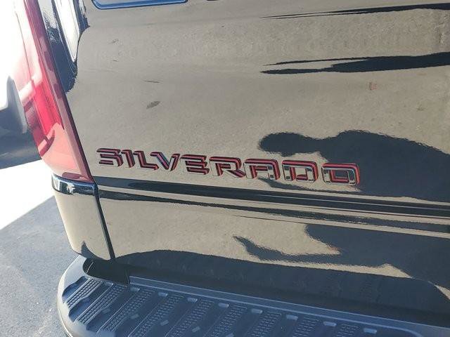 New 2026 Chevrolet Silverado 1500 RST w/ Redline Edition image 7