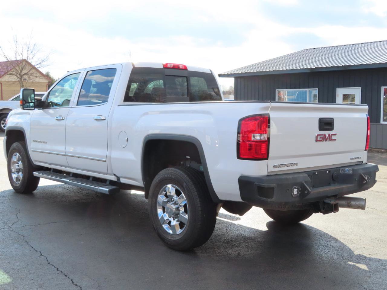 Used 2019 GMC Sierra 3500 Denali w/ Duramax Plus Package image 4