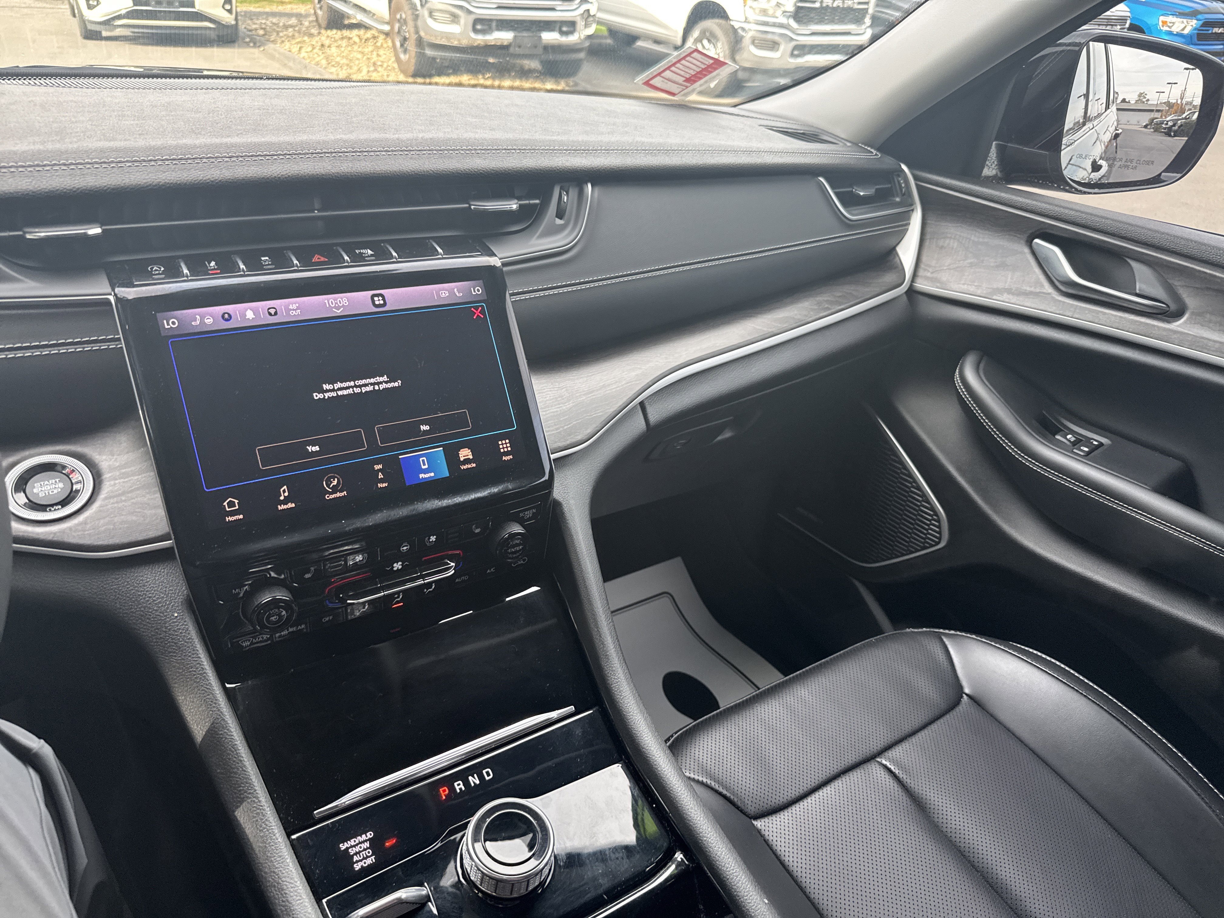 Used 2023 Jeep Grand Cherokee L Limited w/ Luxury Tech Group II image 23