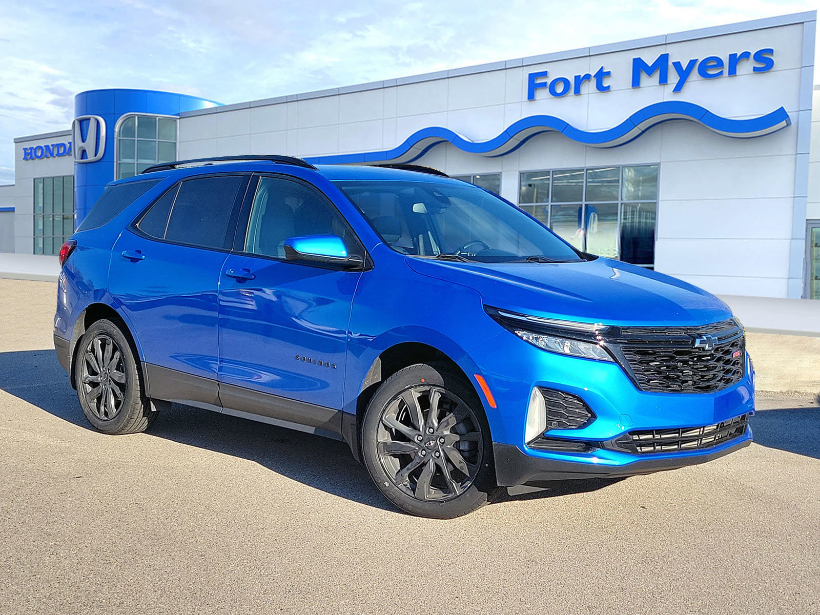 Used 2024 Chevrolet Equinox RS video 1