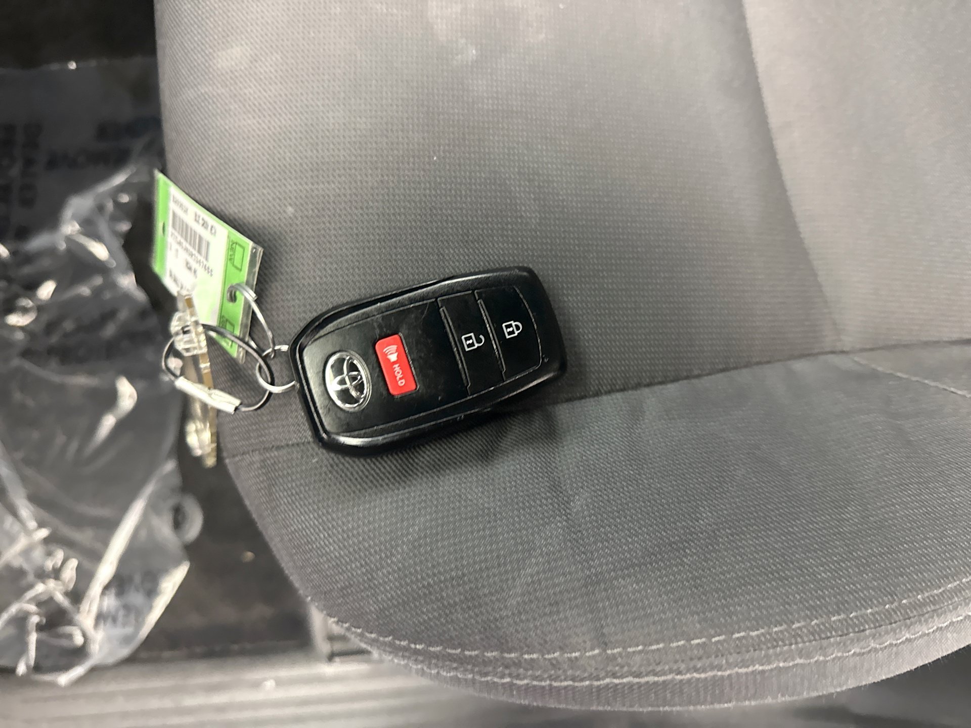 Used 2024 Toyota Tacoma SR5 AWD/4WD image 20