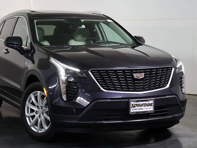 Used 2023 Cadillac XT4 Luxury w/ Cold Weather Package FWD image 6