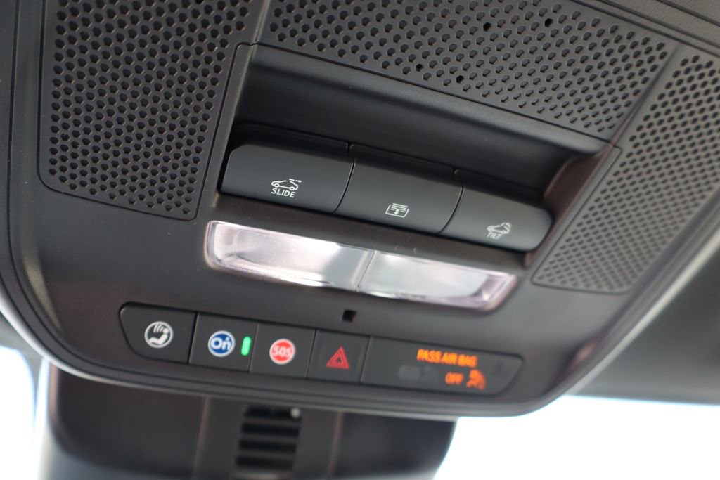 New 2026 Chevrolet Traverse LT FWD image 29