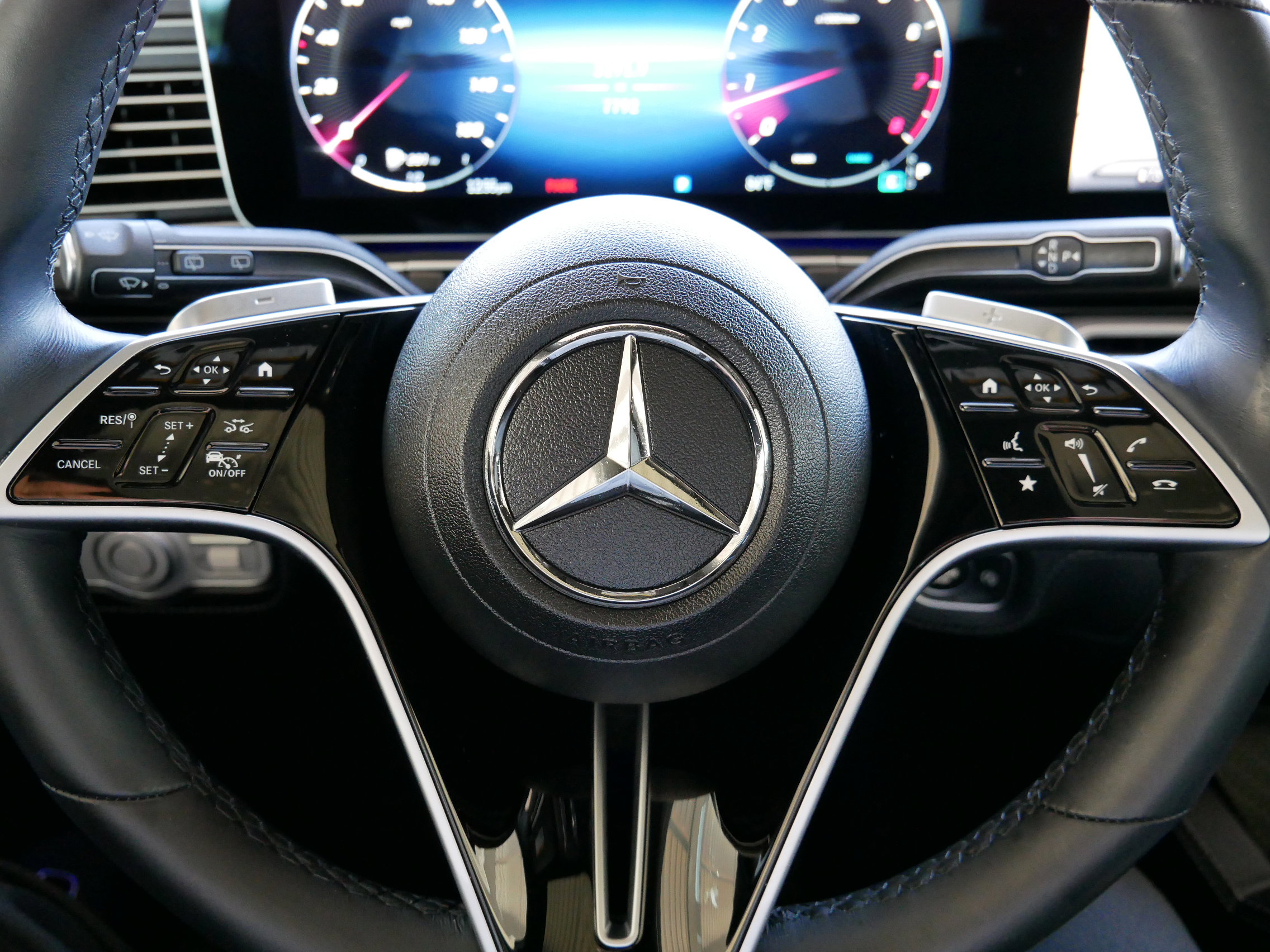 Used 2024 Mercedes-Benz GLE 580 4MATIC image 30