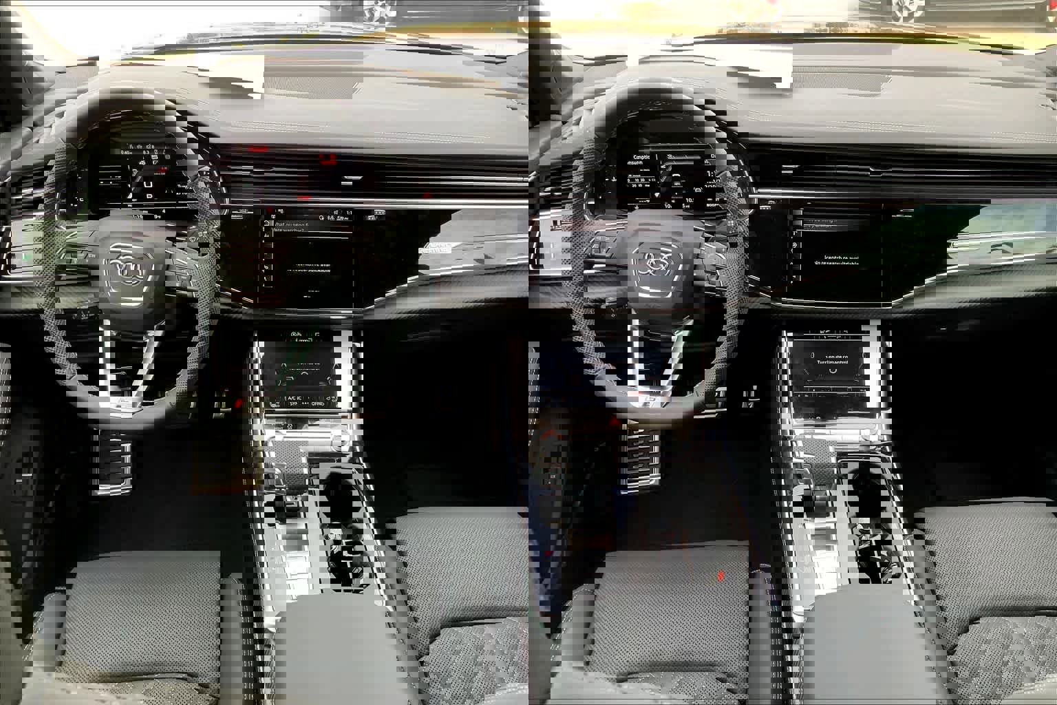 New 2025 Audi SQ7 Premium Plus image 5