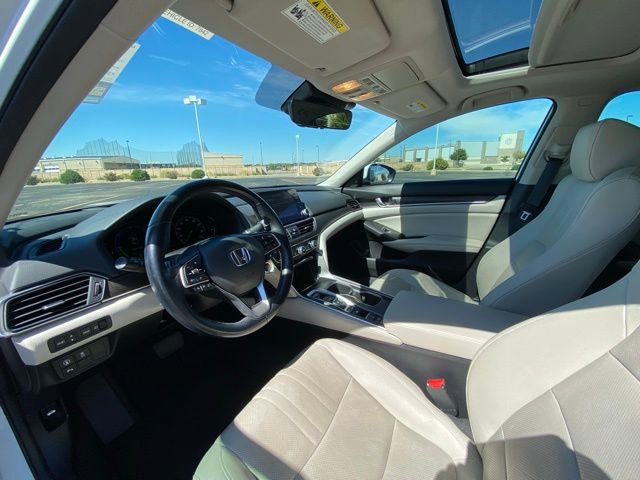 Used 2021 Honda Accord Touring image 9