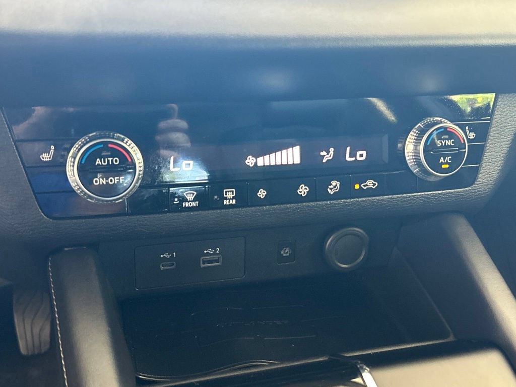 Used 2024 Mitsubishi Outlander FWD image 50