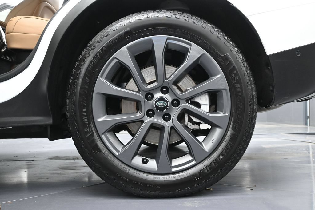 Used 2024 Land Rover Range Rover Sport SE AWD/4WD image 14