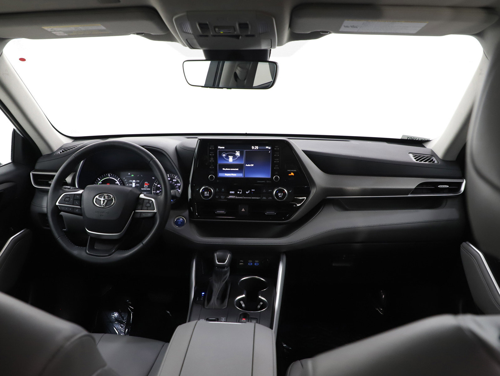 Used 2022 Toyota Highlander XLE image 14