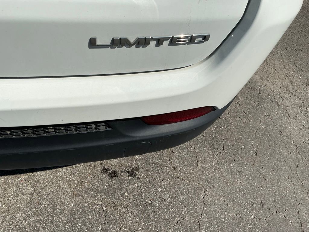 Used 2022 Jeep Compass Limited w/ Sun and Sound Group AWD/4WD image 4