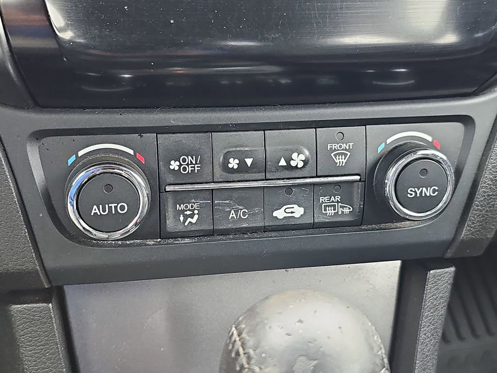 Used 2014 Acura ILX image 25