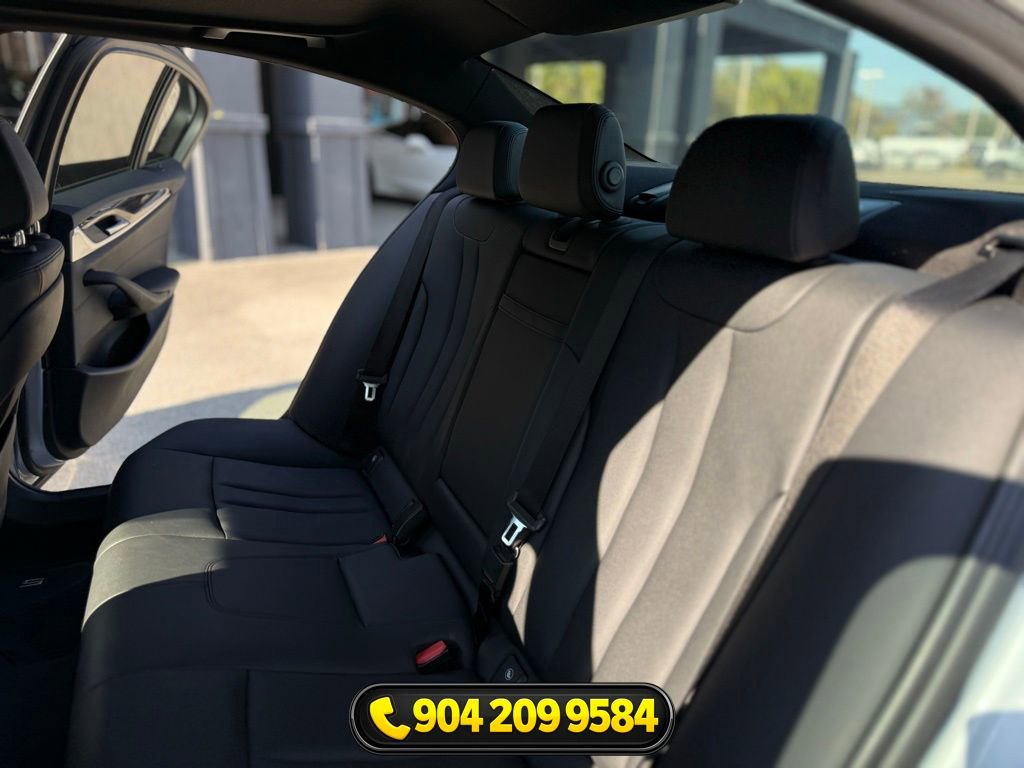 Used 2018 BMW 530e w/ Premium Package 2 RWD image 27