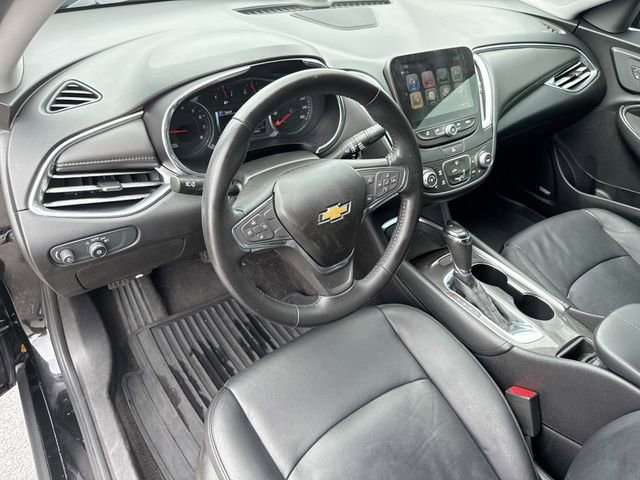 Used 2018 Chevrolet Malibu LT w/ Leather Package FWD image 26