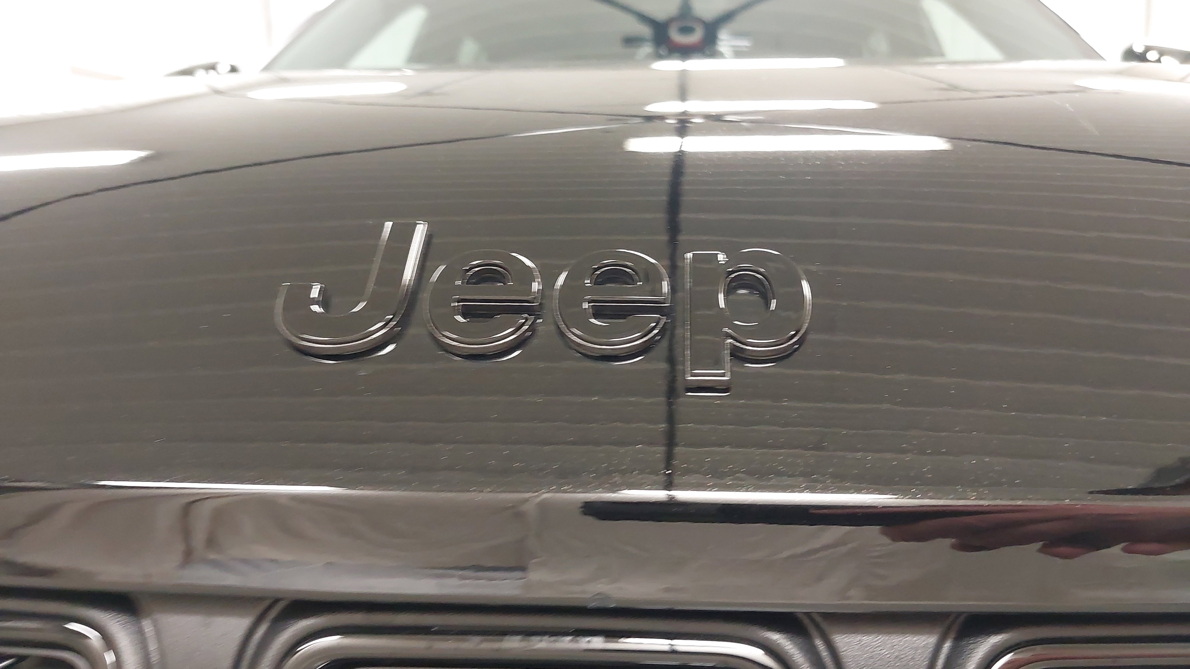 New 2025 Jeep Grand Cherokee Altitude image 31