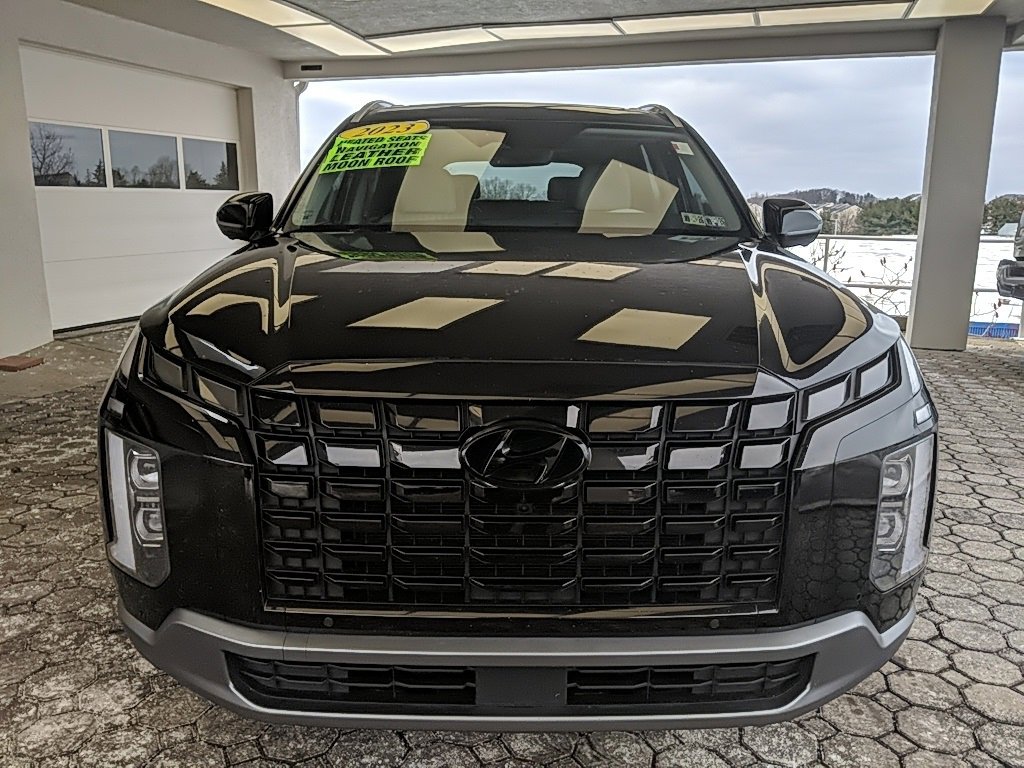 Used 2023 Hyundai Palisade Limited image 2