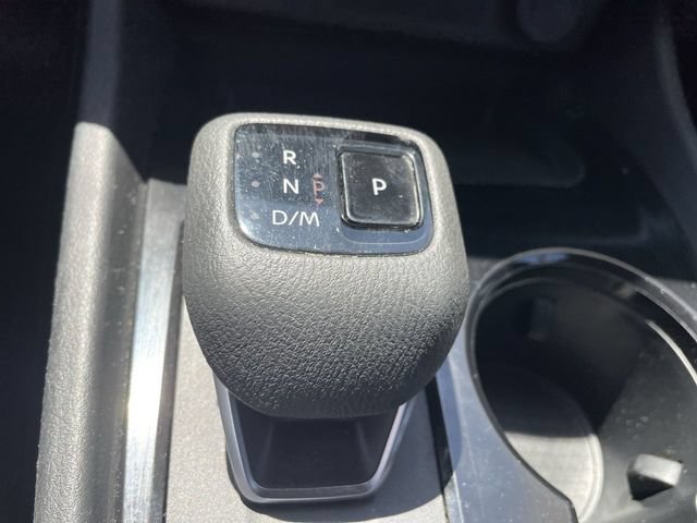 Used 2025 Nissan Rogue SV FWD image 15