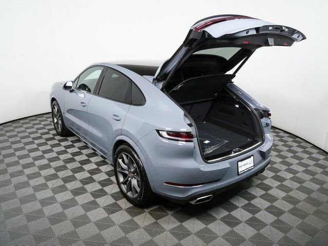 New 2026 Porsche Cayenne Coupe image 34