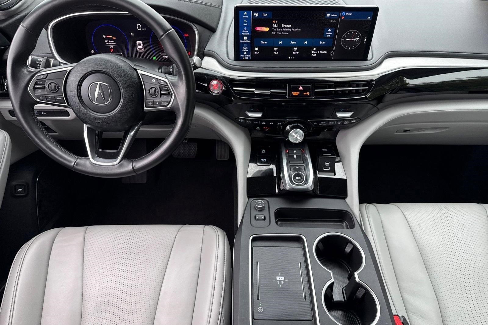 Used 2025 Acura MDX SH-AWD w/ Technology Package image 27