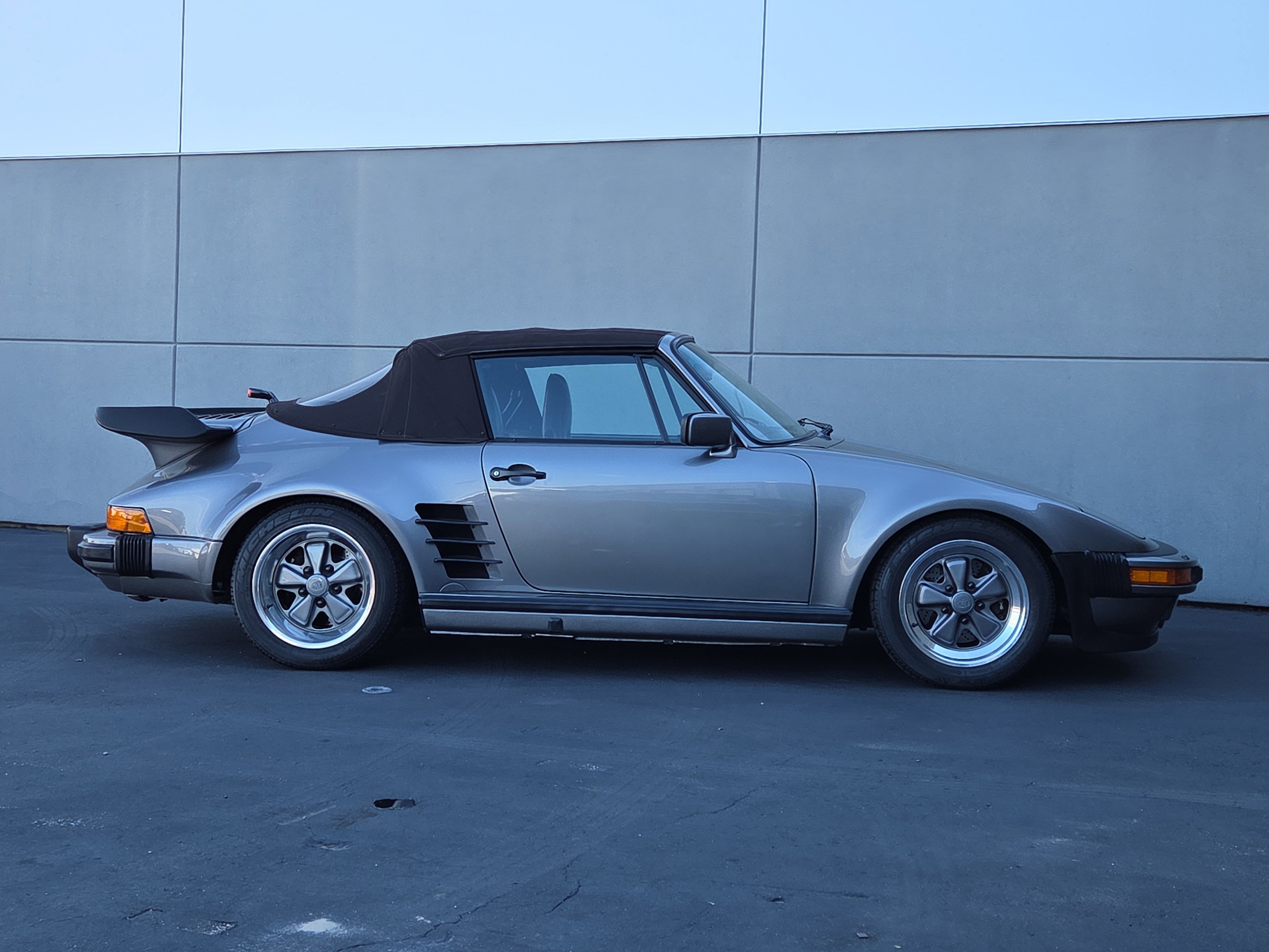 Used 1988 Porsche 911 Carrera image 8