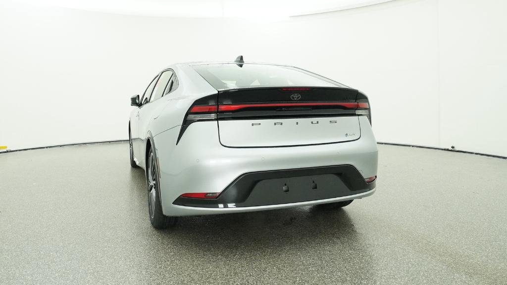 New 2026 Toyota Prius XLE image 25