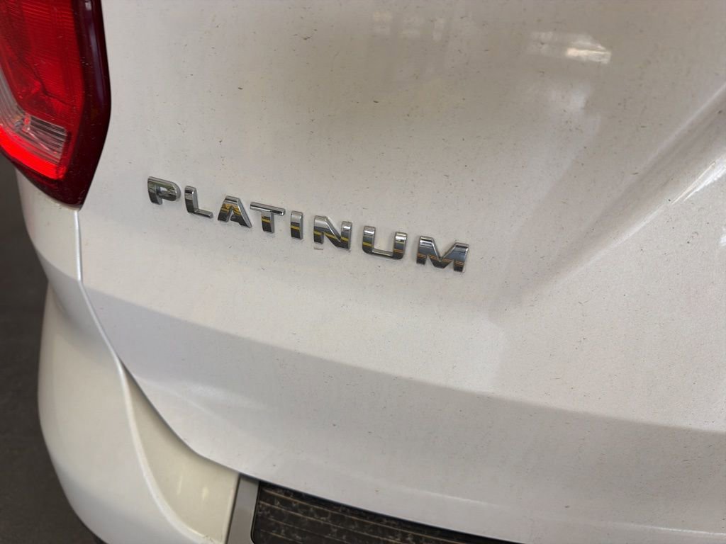 Used 2019 Ford Explorer Platinum AWD/4WD image 10