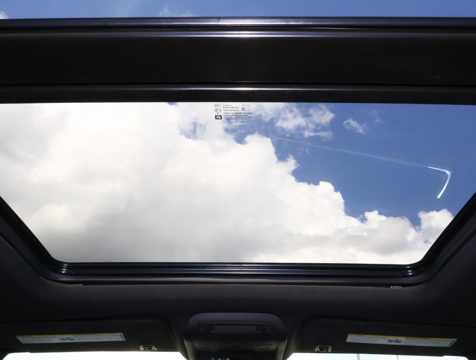 Used 2021 Cadillac XT5 Premium Luxury image 10