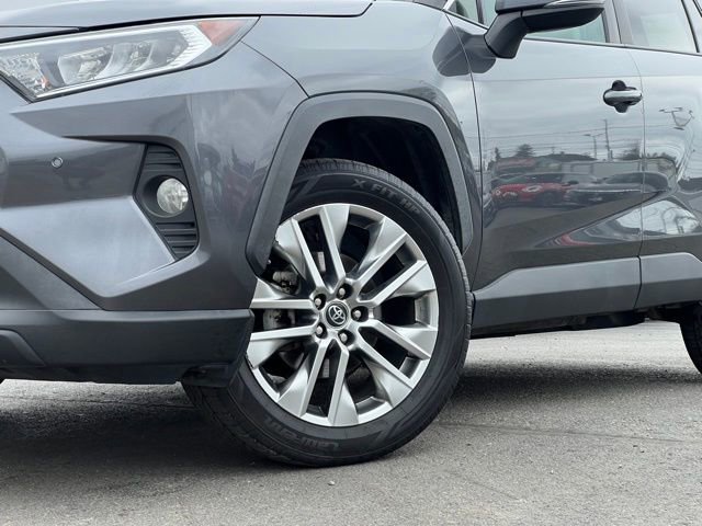 Used 2019 Toyota RAV4 XLE Premium w/ Advanced Technology Package AWD/4WD image 2