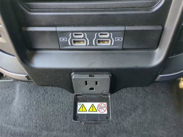 Certified 2025 RAM 1500 Big Horn image 16