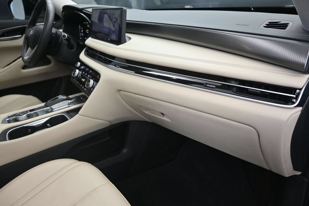 Used 2023 INFINITI QX60 Luxe w/ Cargo Package AWD/4WD image 25