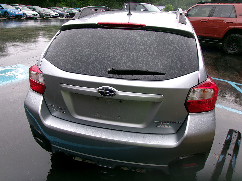 Used 2016 Subaru Crosstrek 2.0i Premium w/ Moonroof Package image 4