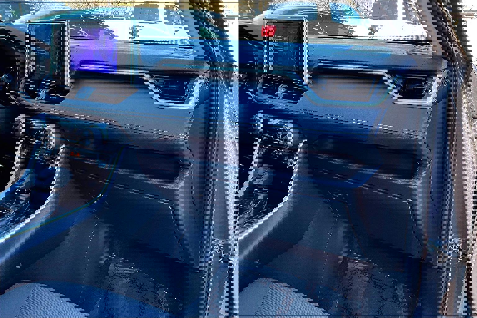 Used 2024 Toyota RAV4 XLE image 15